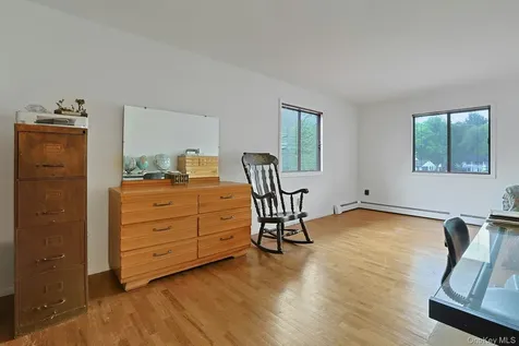 6 Gage Court Tappan NY 10983