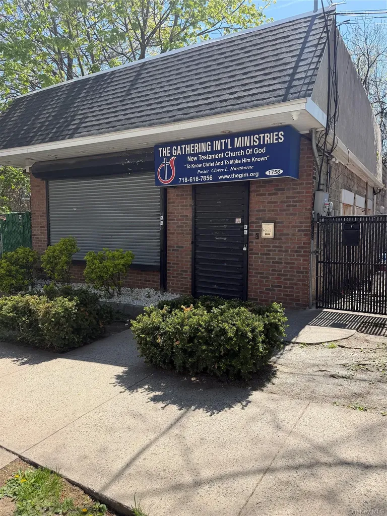 1758 Pitman Avenue Bronx NY 10466