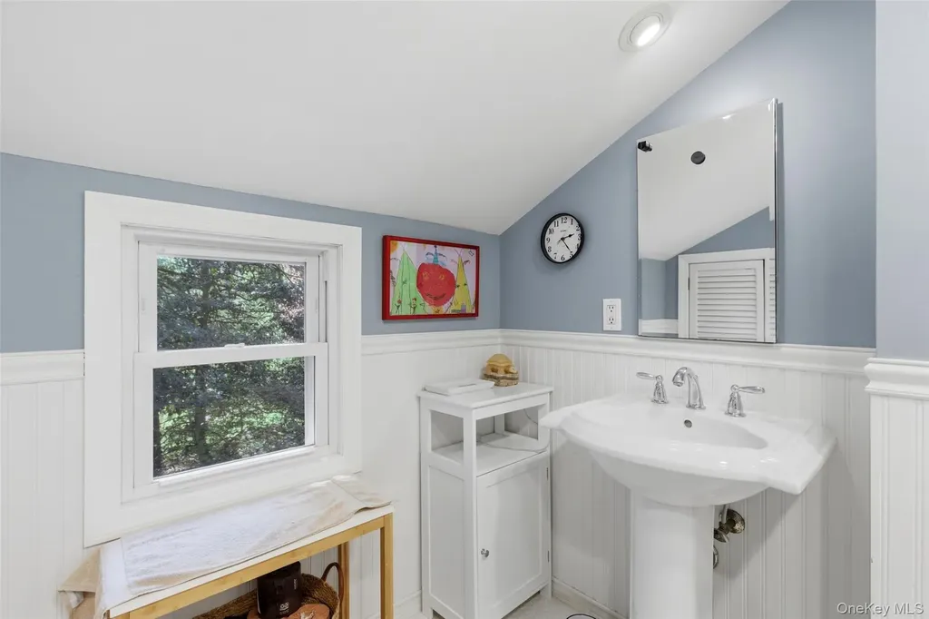 71 Hollow Road Stony Brook NY 11790