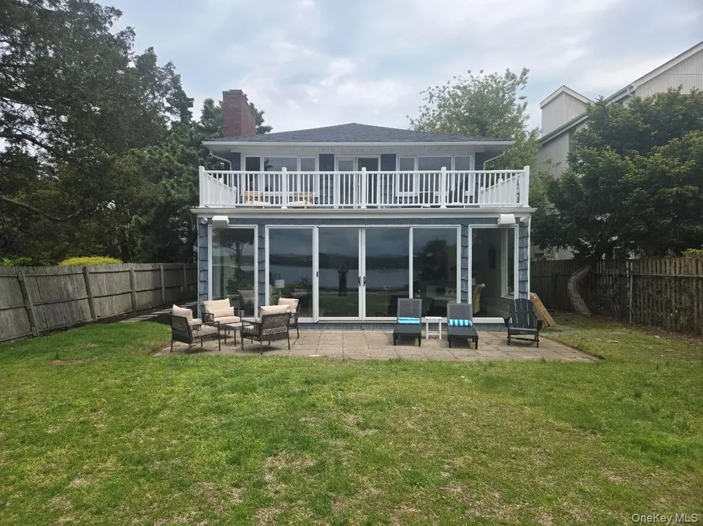 145 Asharoken Avenue Northport NY 11768