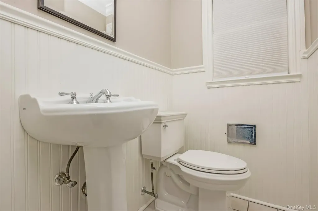 145 Asharoken Avenue Northport NY 11768