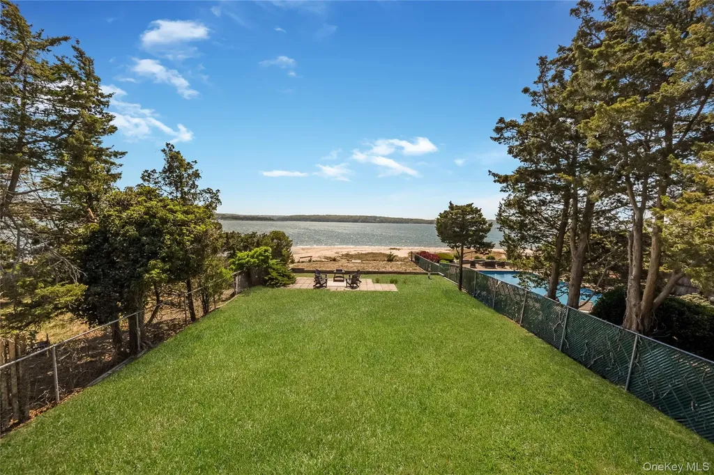 145 Asharoken Avenue Northport NY 11768