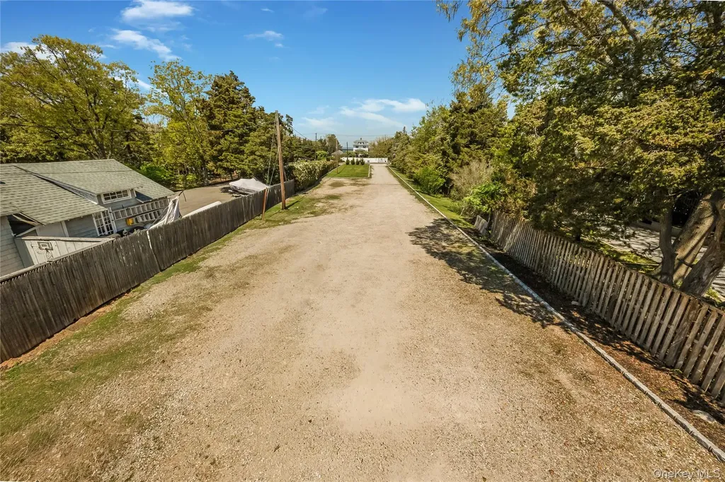 145 Asharoken Avenue Northport NY 11768