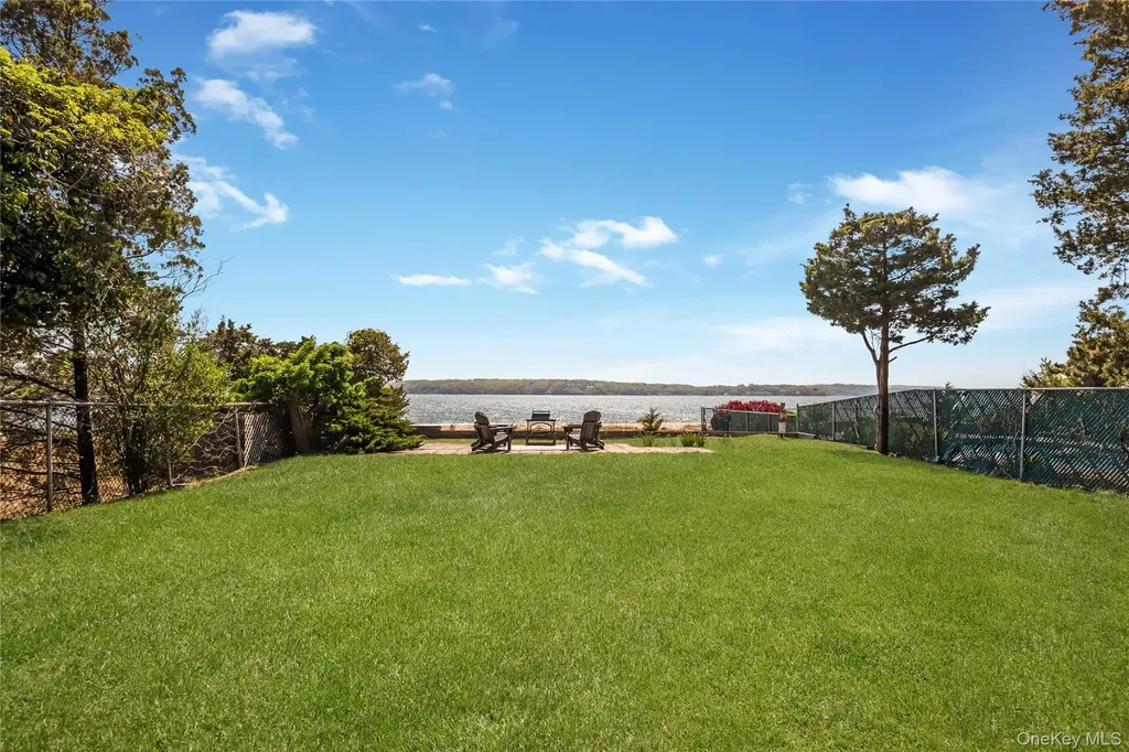 145 Asharoken Avenue Northport NY 11768