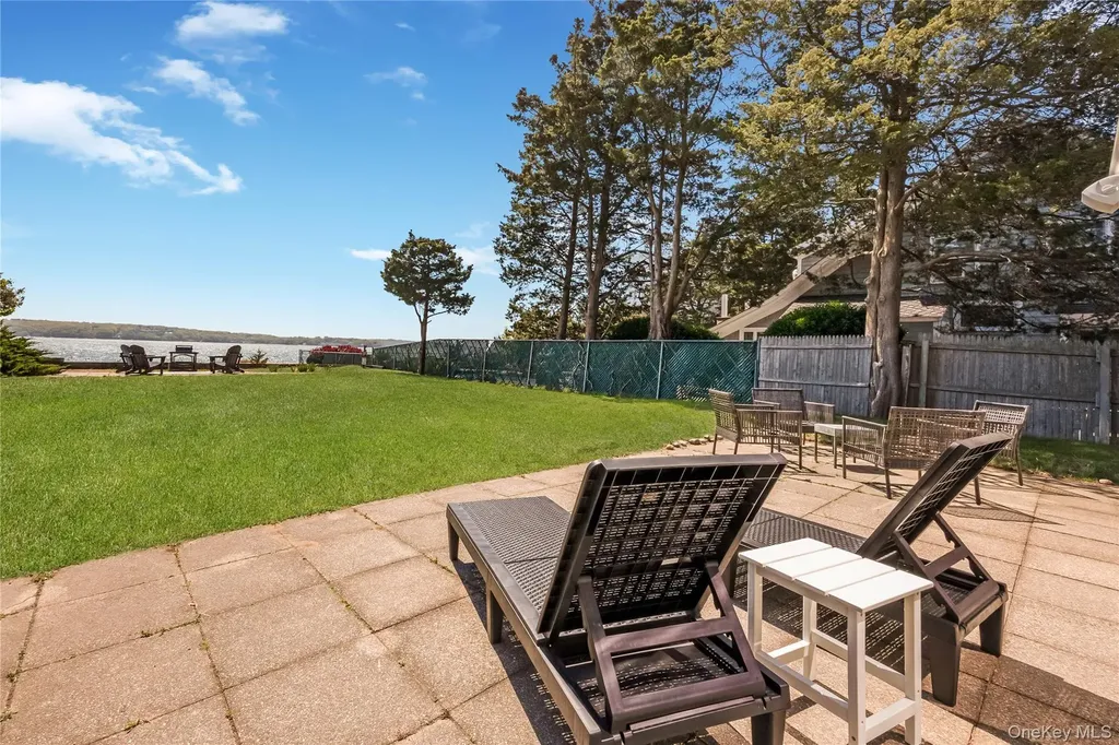 145 Asharoken Avenue Northport NY 11768