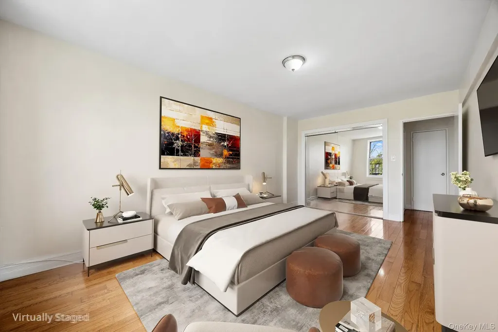 60-11 Broadway Woodside NY 11377