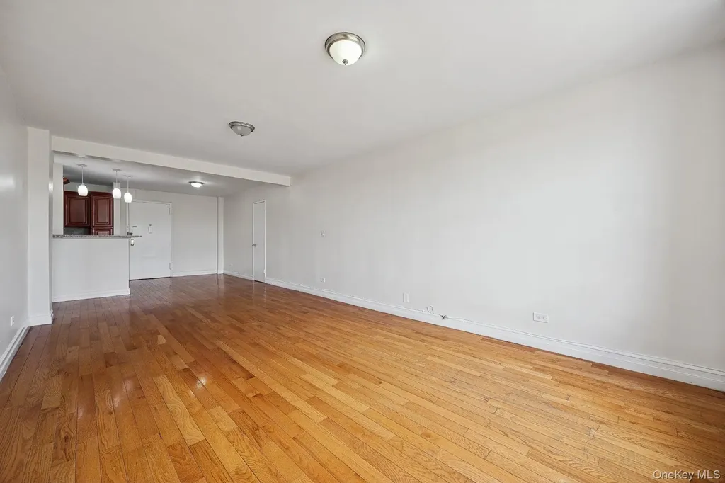 60-11 Broadway Woodside NY 11377