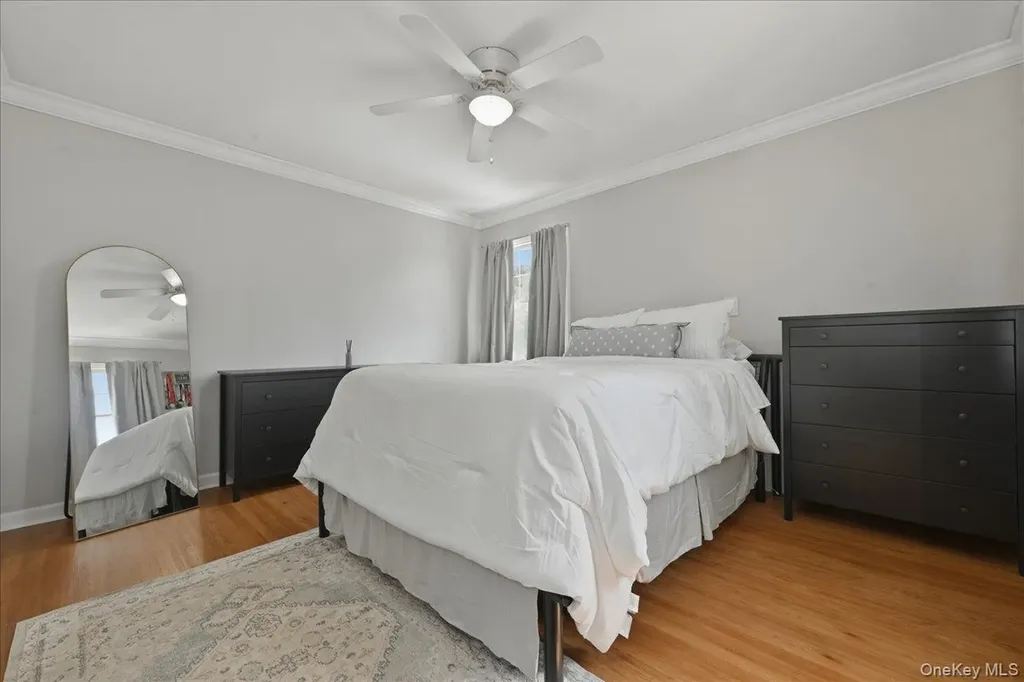 36 Pine Street Islip NY 11751