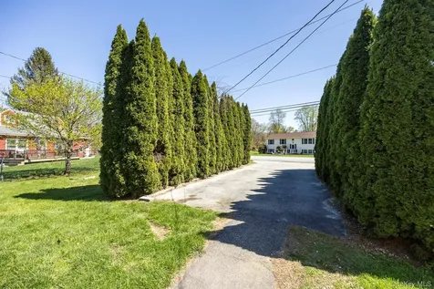 17 Plymouth Rock Road Dover Plains NY 12522