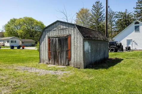 17 Plymouth Rock Road Dover Plains NY 12522