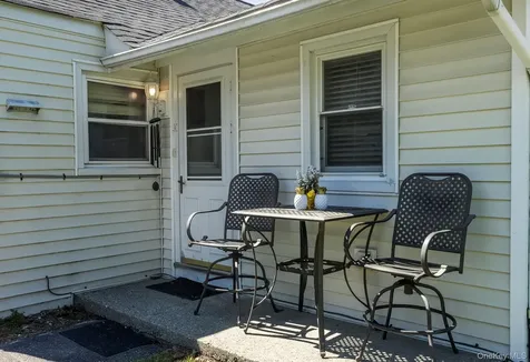 17 Plymouth Rock Road Dover Plains NY 12522