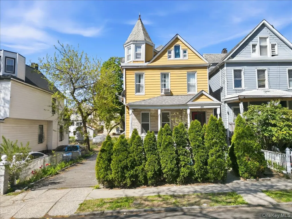 460 S 1st Avenue Mount Vernon NY 10550