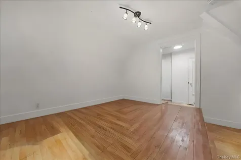 460 S 1st Avenue Mount Vernon NY 10550