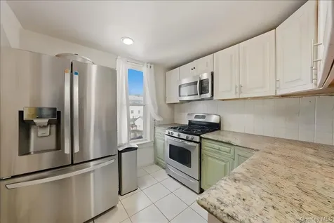 460 S 1st Avenue Mount Vernon NY 10550