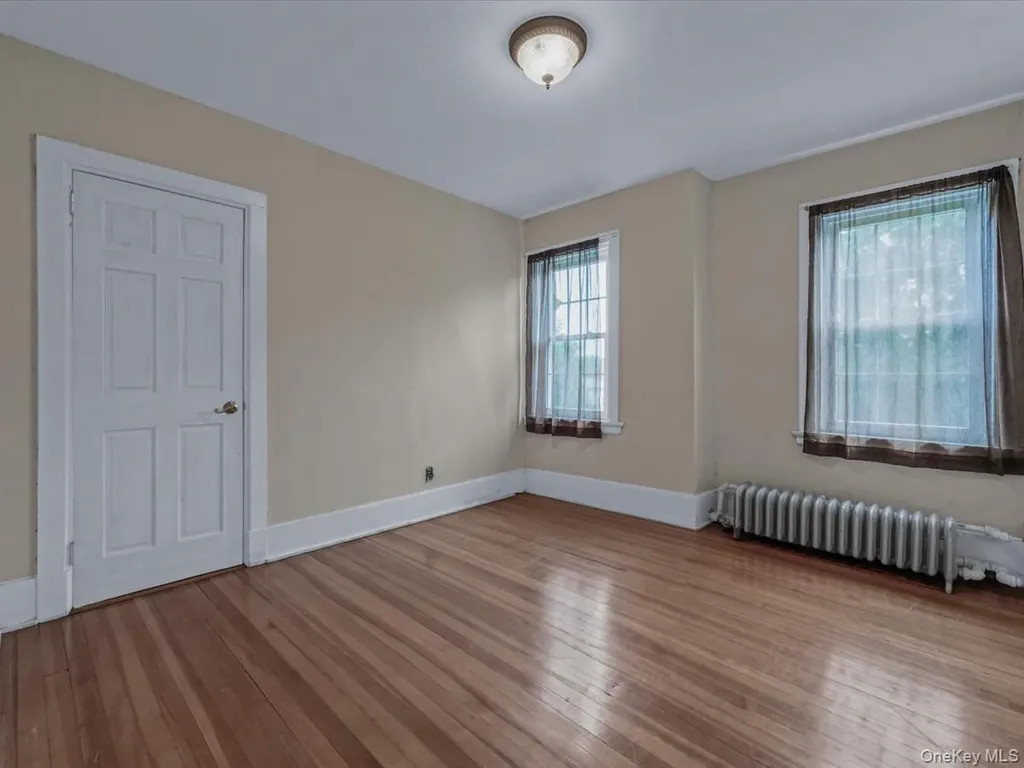 44 Arbor Place Glen Cove NY 11542