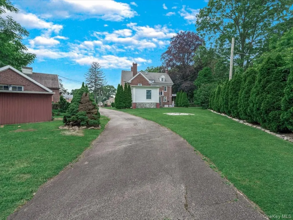 44 Arbor Place Glen Cove NY 11542