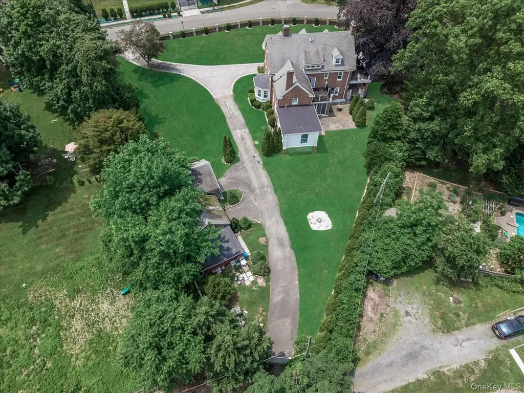 44 Arbor Place Glen Cove NY 11542