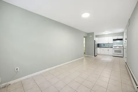 6933 Little Neck Parkway Glen Oaks NY 11004