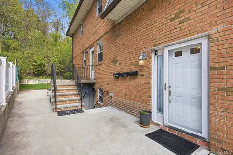 6933 Little Neck Parkway Glen Oaks NY 11004