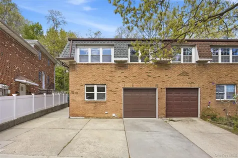 6933 Little Neck Parkway Glen Oaks NY 11004
