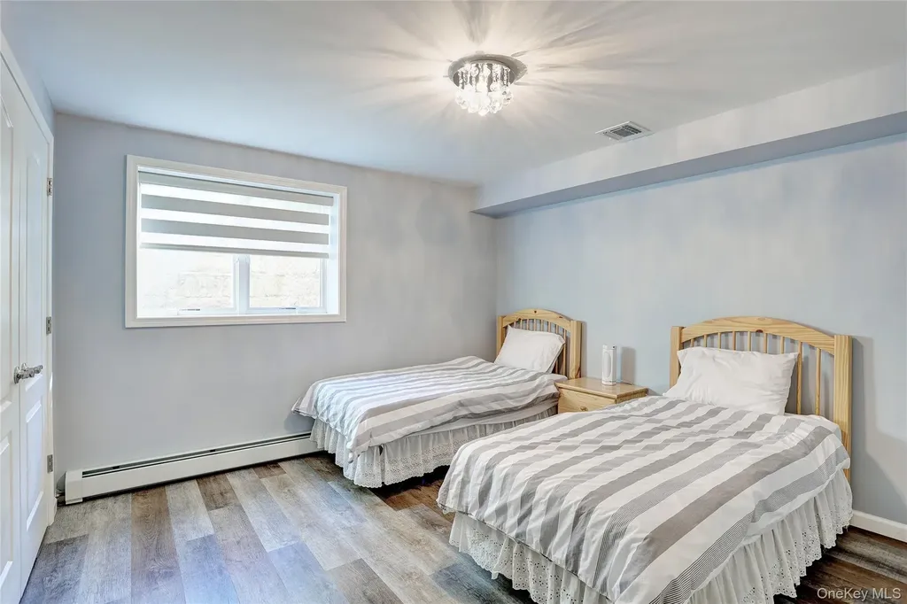 24 Park Avenue Monsey NY 10952