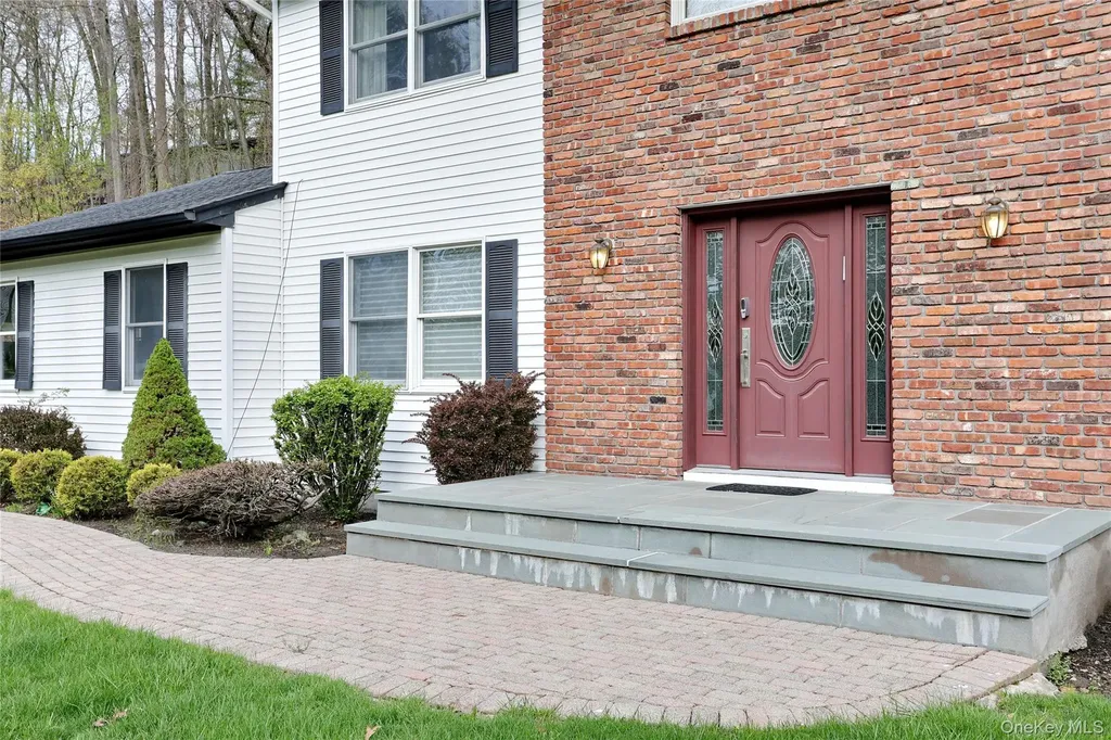 24 Park Avenue Monsey NY 10952