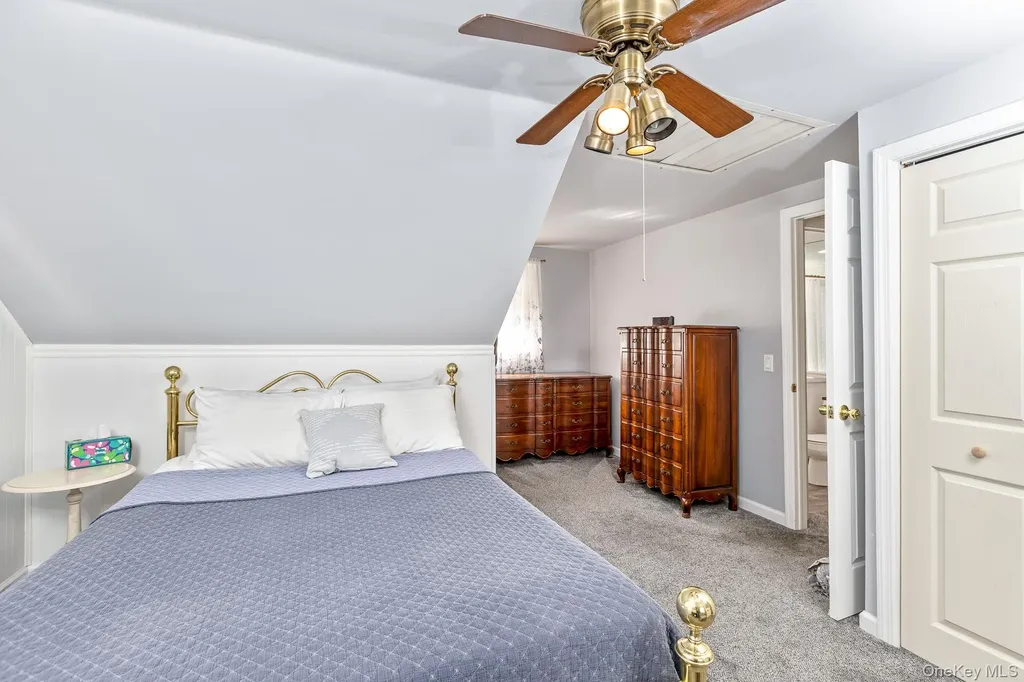 268 7th Avenue Saint James NY 11780