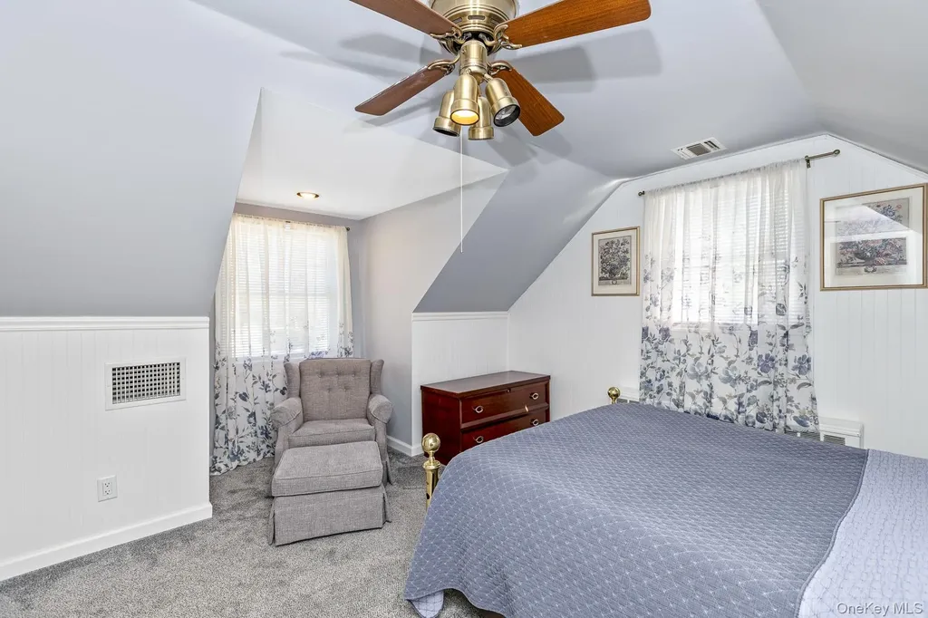 268 7th Avenue Saint James NY 11780