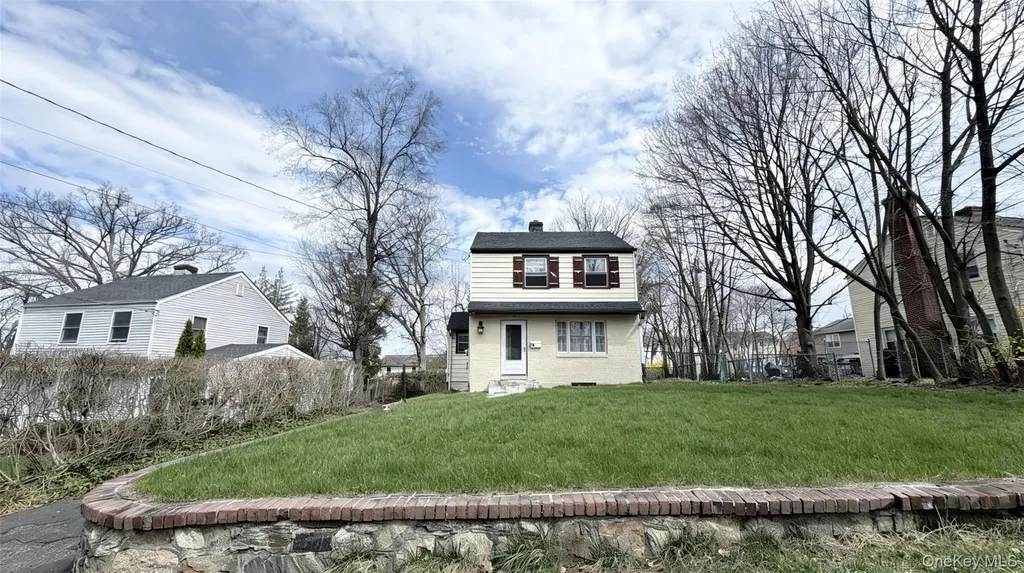 40 Greenvale Circle White Plains NY 10607