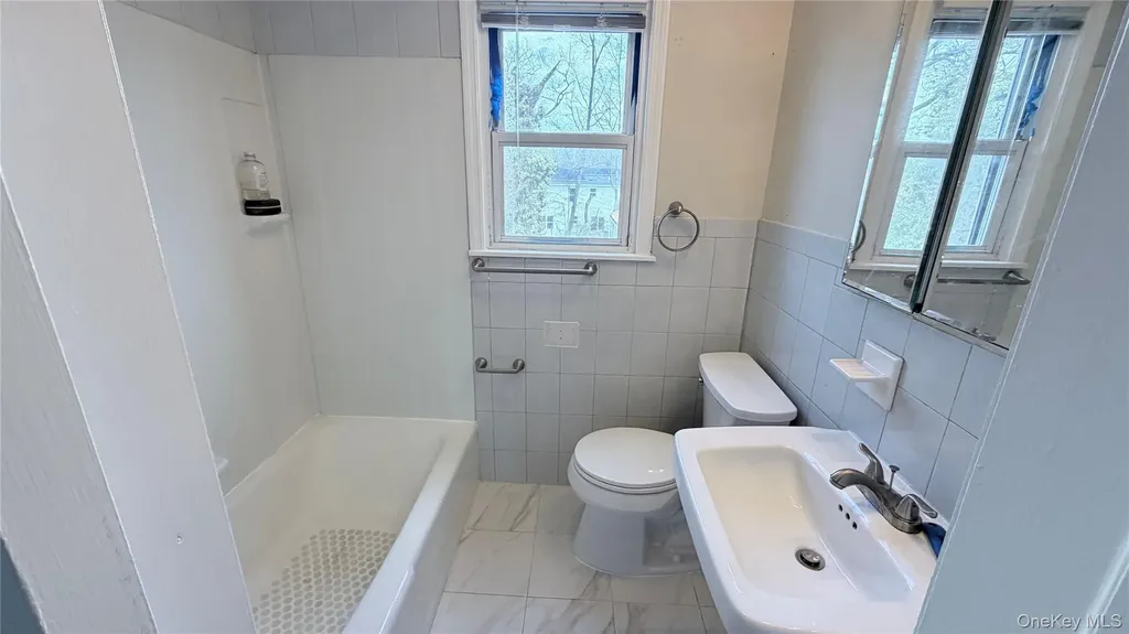40 Greenvale Circle White Plains NY 10607