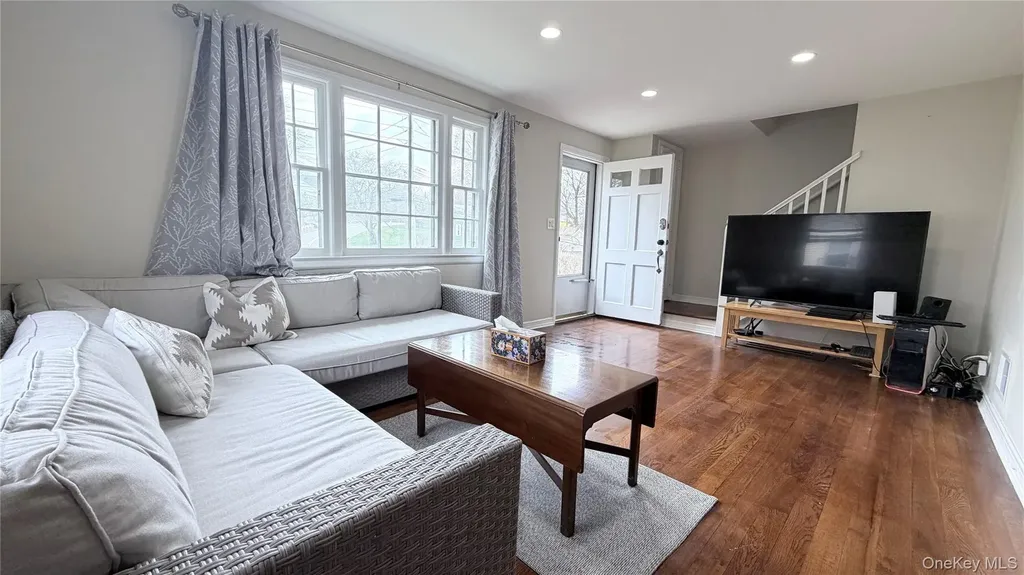 40 Greenvale Circle White Plains NY 10607