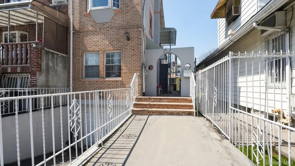 514 E 53rd Street Brooklyn NY 11203