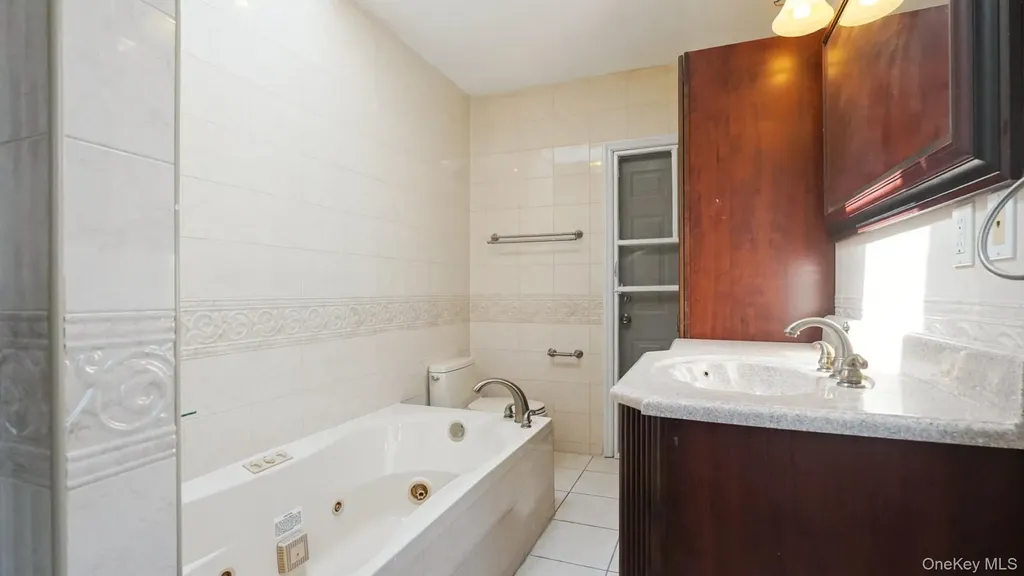 514 E 53rd Street Brooklyn NY 11203