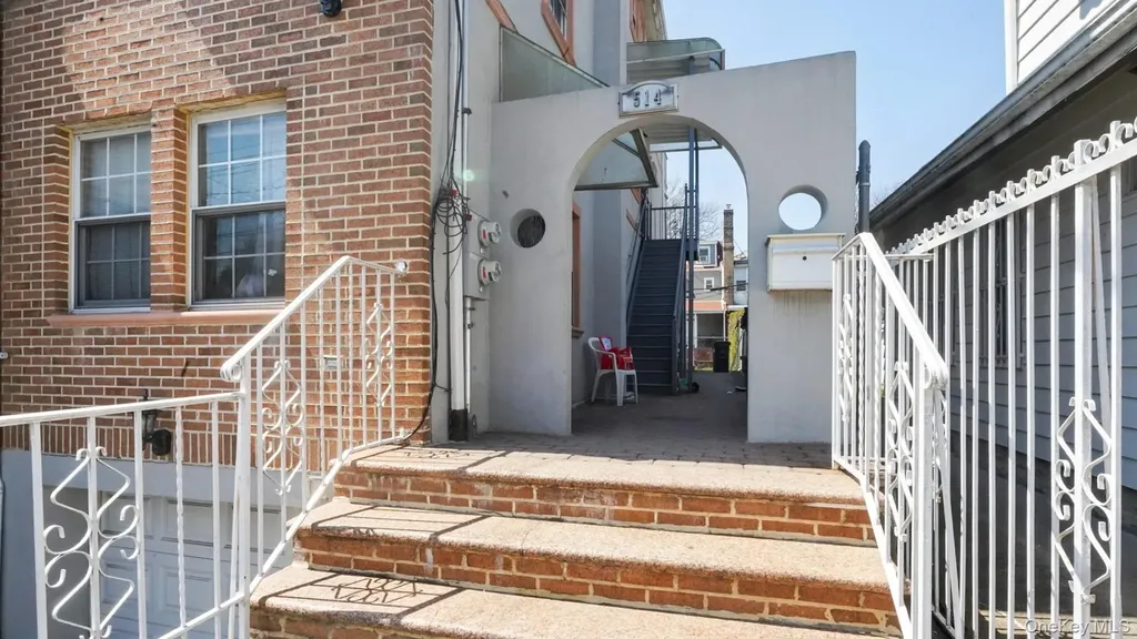 514 E 53rd Street Brooklyn NY 11203