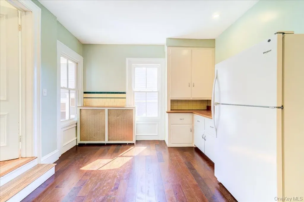 25 Balding Avenue Poughkeepsie NY 12601