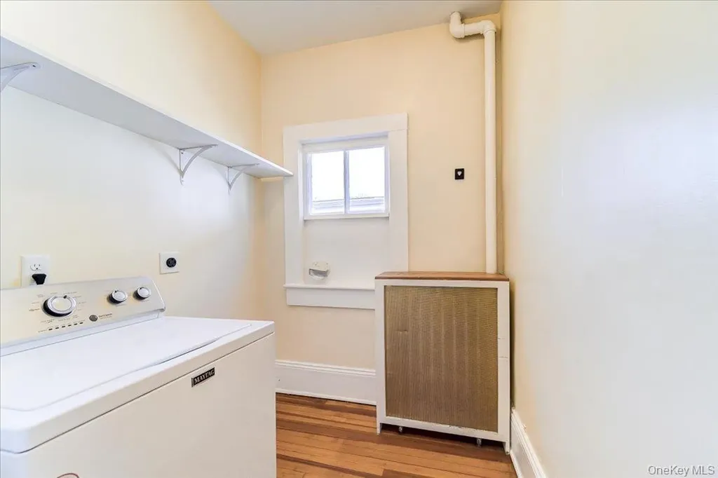 25 Balding Avenue Poughkeepsie NY 12601