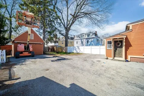 25 Balding Avenue Poughkeepsie NY 12601