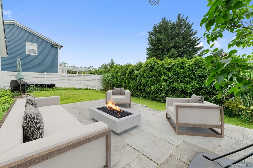 1408 Shelbourne Avenue Mamaroneck NY 10543