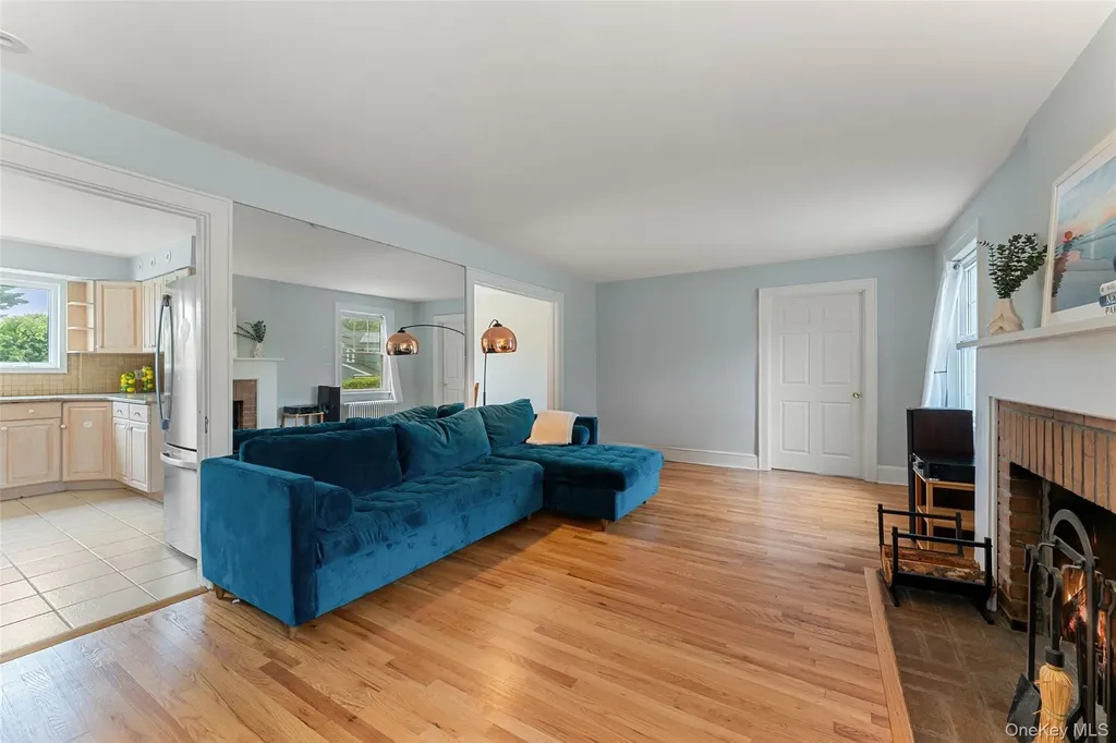 1408 Shelbourne Avenue Mamaroneck NY 10543