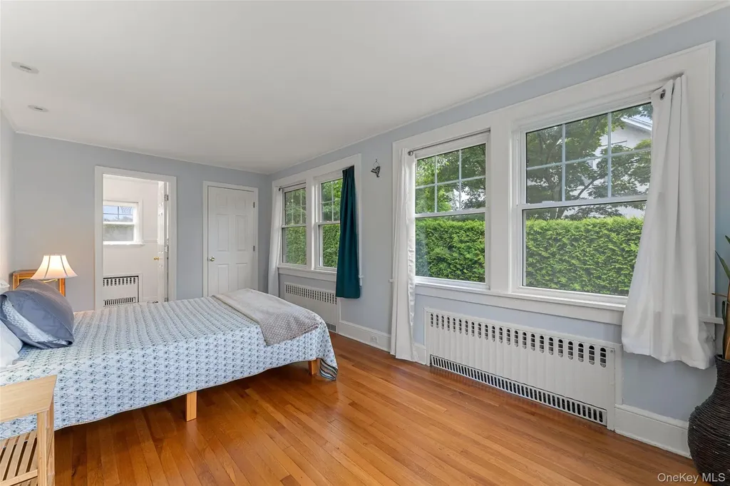 1408 Shelbourne Avenue Mamaroneck NY 10543