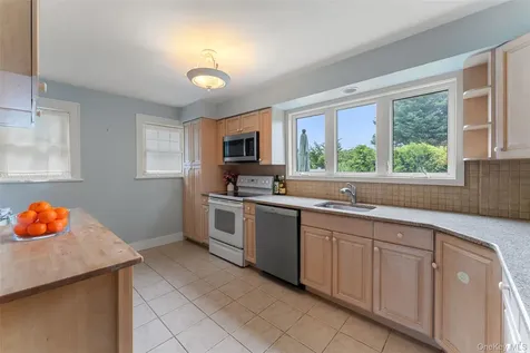 1408 Shelbourne Avenue Mamaroneck NY 10543