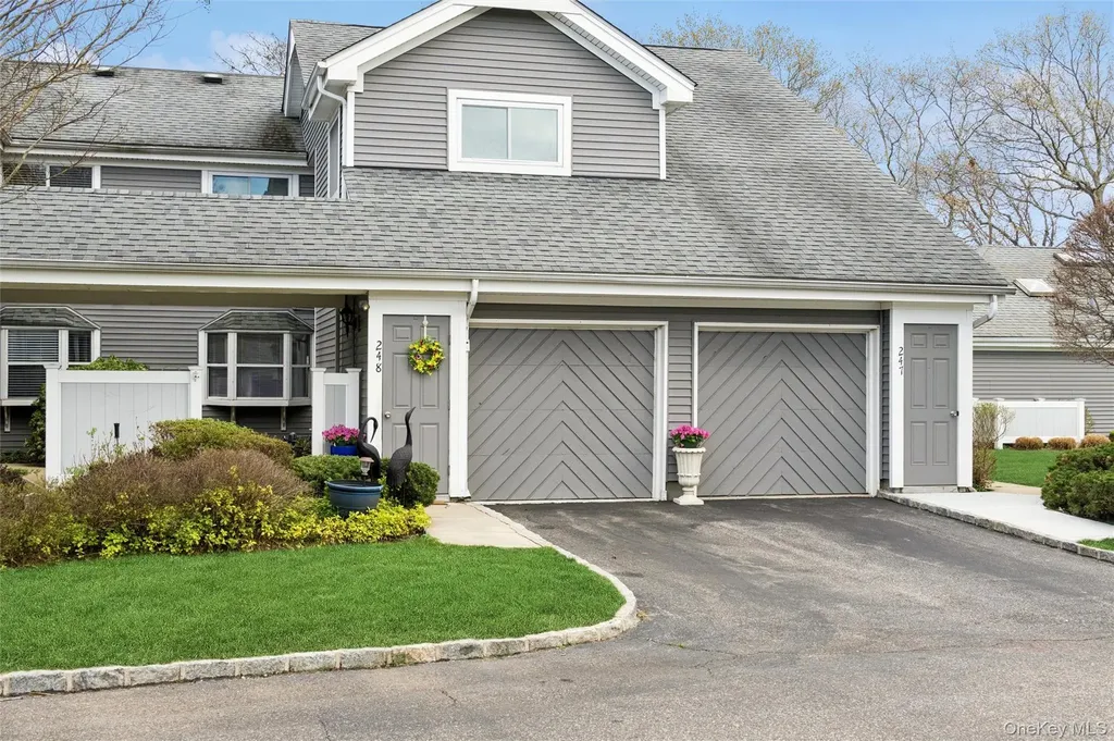 248 River Drive Moriches NY 11955