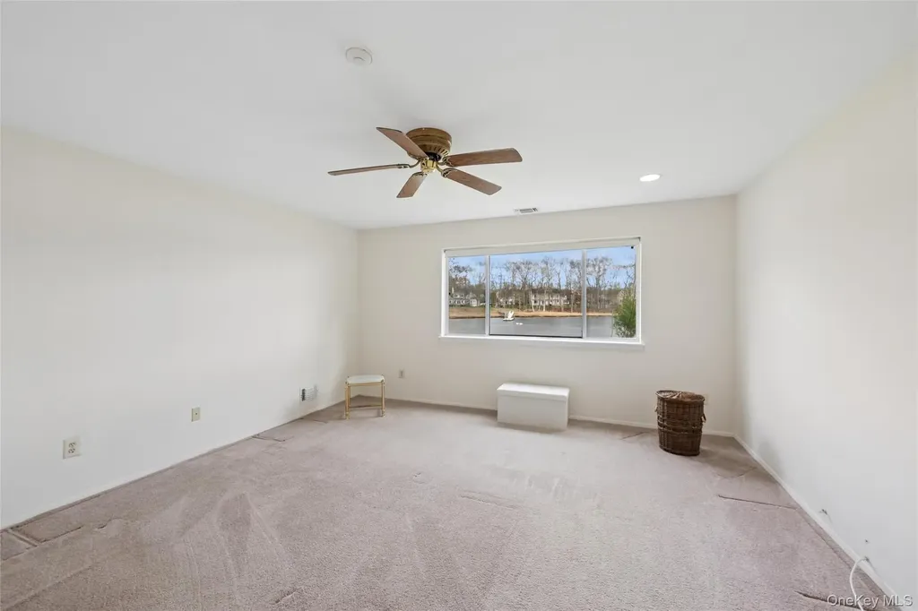 248 River Drive Moriches NY 11955
