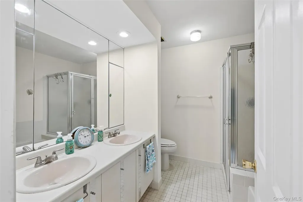 248 River Drive Moriches NY 11955