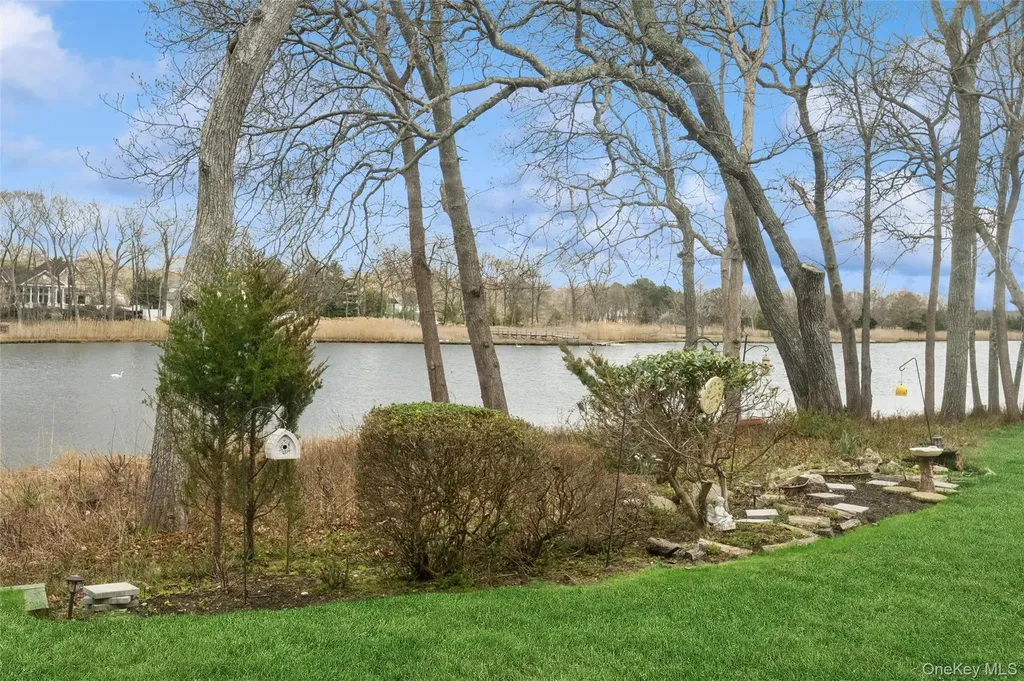 248 River Drive Moriches NY 11955