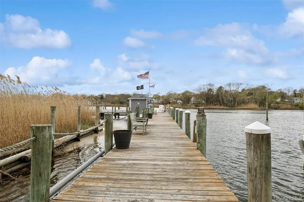 248 River Drive Moriches NY 11955