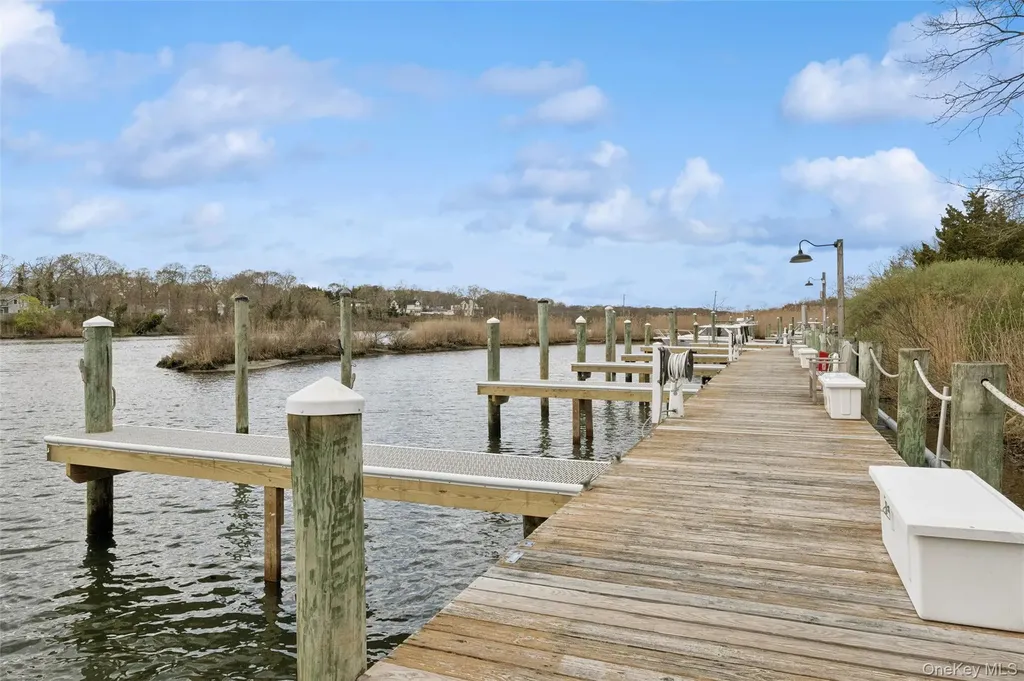 248 River Drive Moriches NY 11955