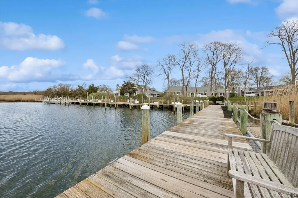 248 River Drive Moriches NY 11955