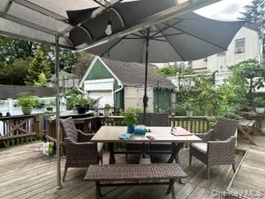 35-20 Utopia Parkway Flushing NY 11358
