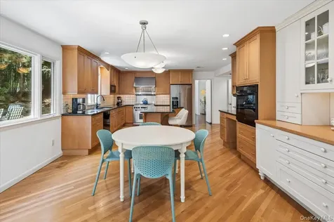 22 Lafayette Road Larchmont NY 10538